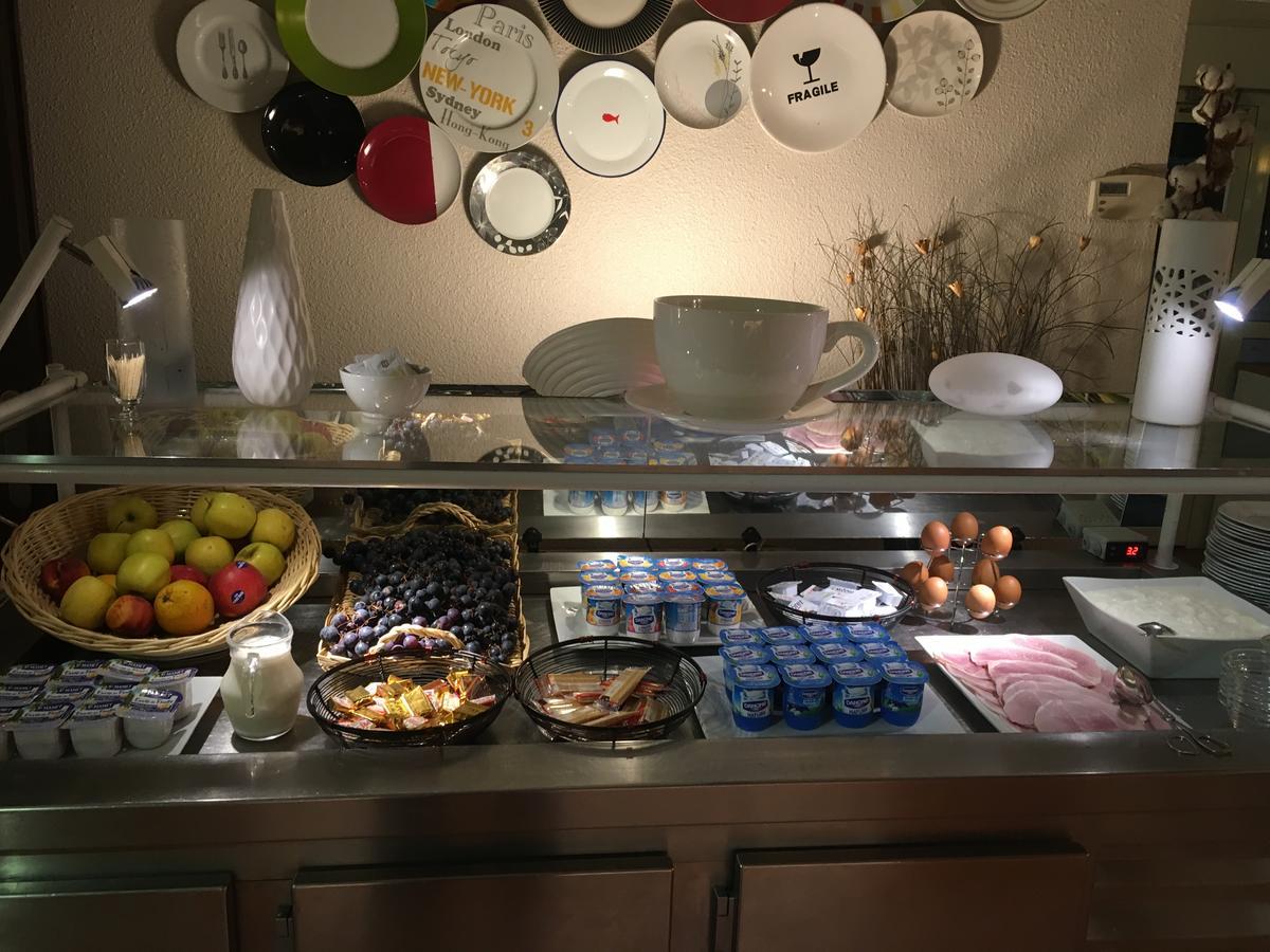 Hotel & Restaurant Heliotel Montferrier-sur-Lez Екстер'єр фото